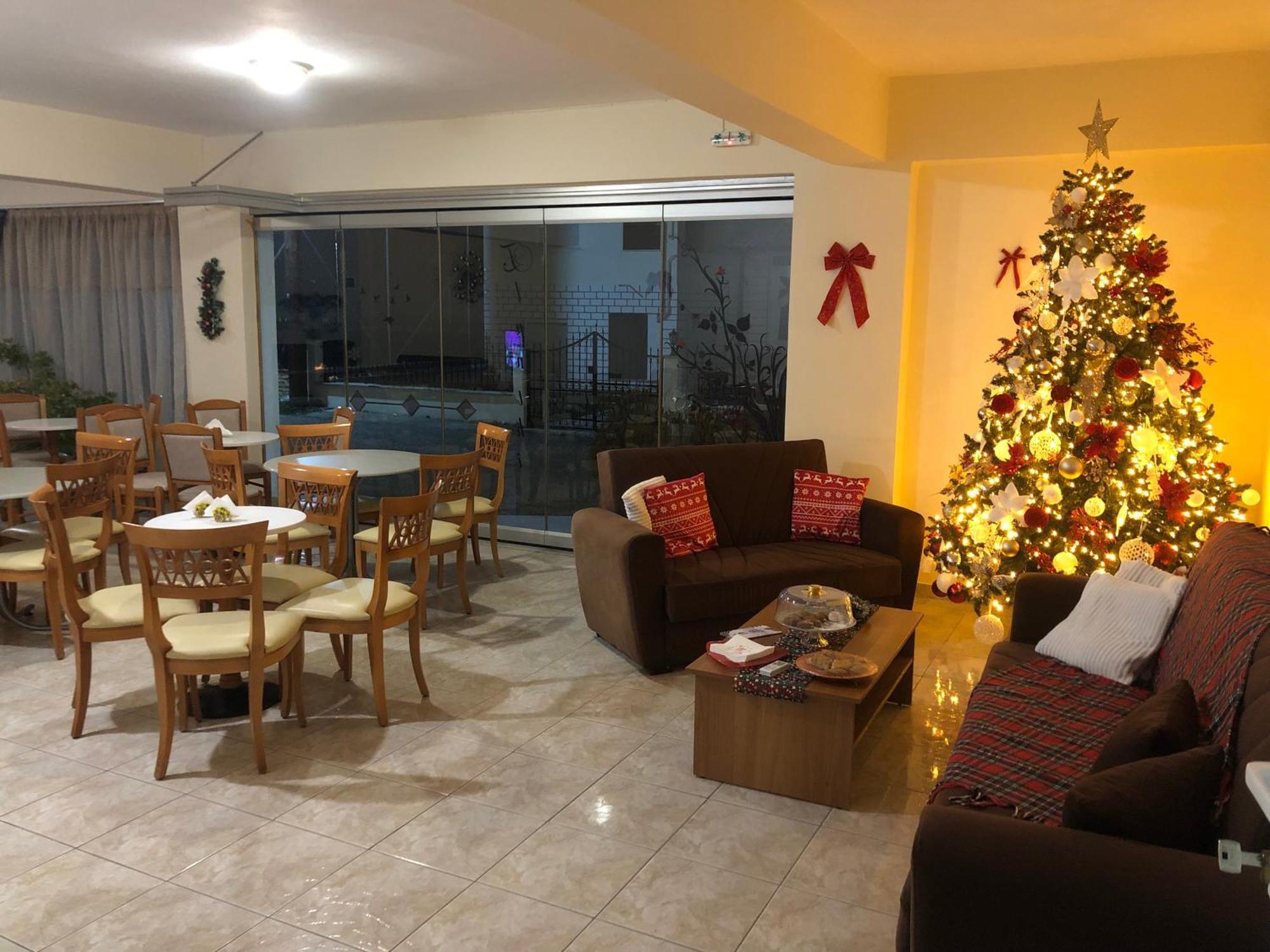 Elanthi Hostel Kastoria Esterno foto